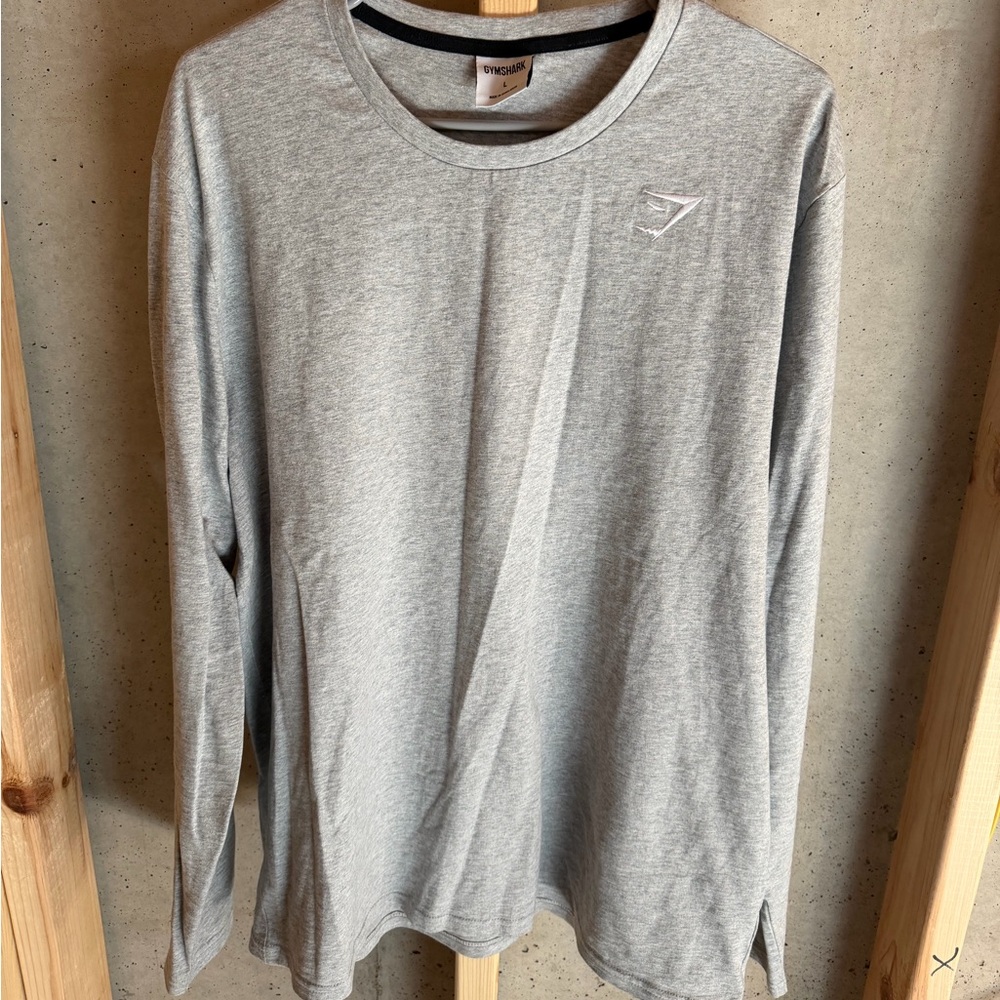 Gymshark Crest Men’s Long Sleeve Shirt Large NWOT